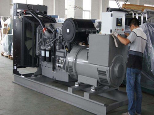 富平柴油发电机空气滤清器堵塞会对发电机组产生哪些影响？