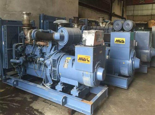 富平发电机组带负载降电压是什么原因照成的？