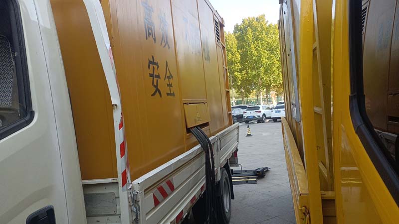 富平如何判断柴油发电机组和UPS电源的切换时间是否符合要求？
