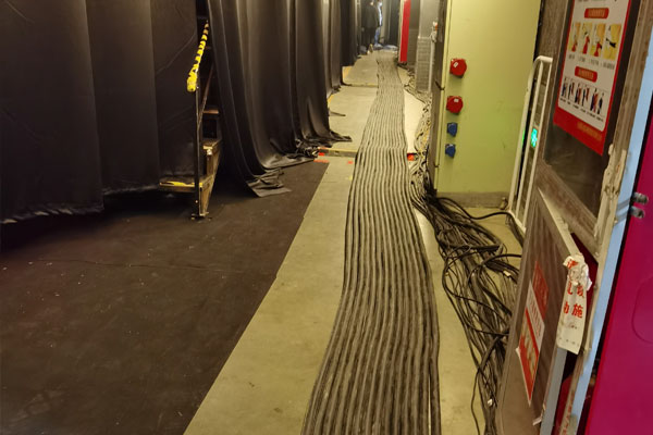 富平柴油发电机组的输出电压可以调节到哪些范围？