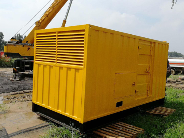 富平100kW柴油发电机组在什么情况下需要更换机油？