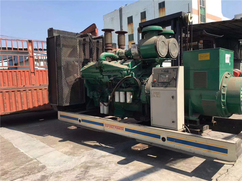 富平如何判断柴油发电机组的机油温度是否达到了合适的预热温度？